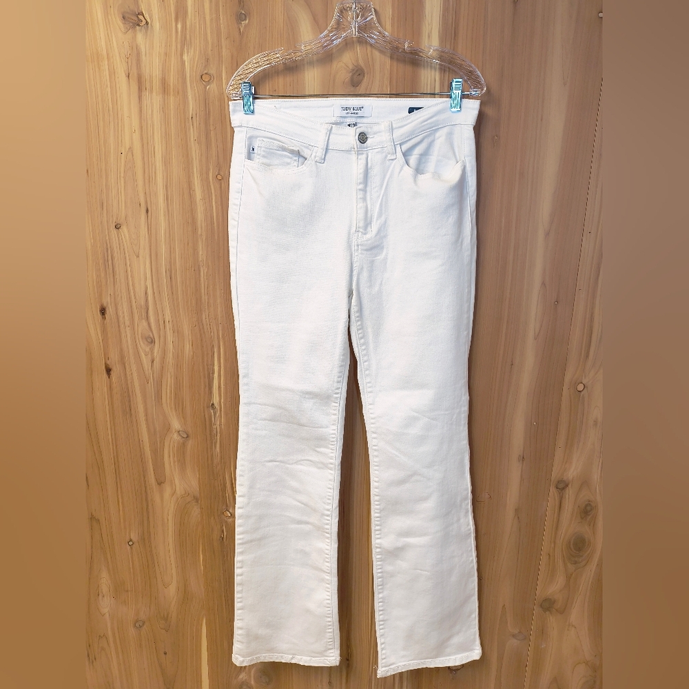 Women's Judy Blue Los Angeles White Boot Cut Jeans, Size 9/29